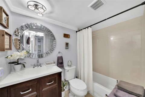 Copropriété à vendre à Sunrise, Floride: 2 chambres, 78.97 m2 № 2182392 - photo 22