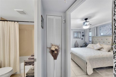 Copropriété à vendre à Sunrise, Floride: 2 chambres, 78.97 m2 № 2182392 - photo 25