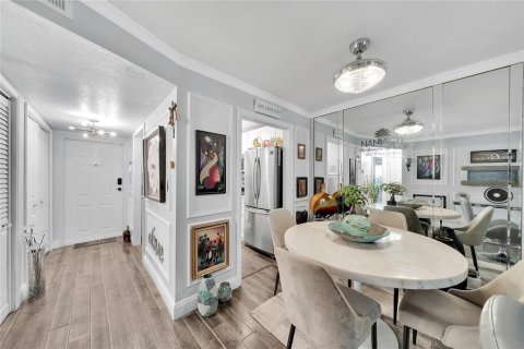 Copropriété à vendre à Sunrise, Floride: 2 chambres, 78.97 m2 № 2182392 - photo 4