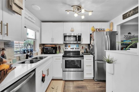 Copropriété à vendre à Sunrise, Floride: 2 chambres, 78.97 m2 № 2182392 - photo 5