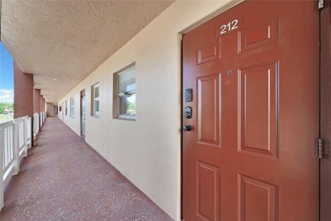 Condo à Sunrise, Floride, 2 chambres № 2182392