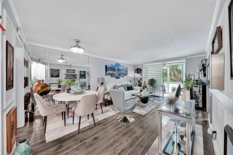 Copropriété à vendre à Sunrise, Floride: 2 chambres, 78.97 m2 № 2182392 - photo 13