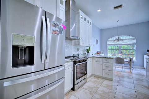 House in Sebring, Florida 4 bedrooms, 211.07 sq.m. № 1901254 - photo 15