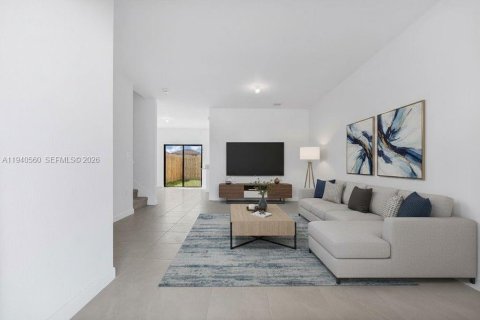 Touwnhouse à louer à Homestead, Floride: 3 chambres, 133.97 m2 № 1999360 - photo 2