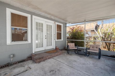 Villa ou maison à vendre à Winter Haven, Floride: 2 chambres, 117.43 m2 № 2143355 - photo 17