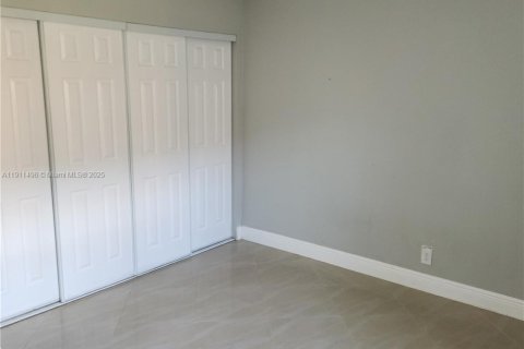 Copropriété à vendre à Tamarac, Floride: 2 chambres, 78.04 m2 № 1967521 - photo 24