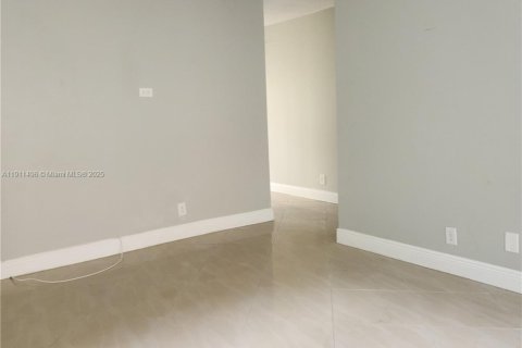 Copropriété à vendre à Tamarac, Floride: 2 chambres, 78.04 m2 № 1967521 - photo 19