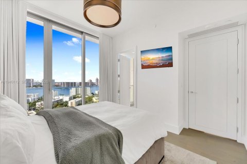 Condo in Sunny Isles Beach, Florida, 4 bedrooms  № 1997957 - photo 26