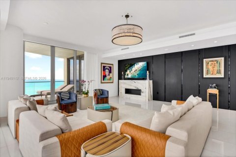 Condo in Sunny Isles Beach, Florida, 4 bedrooms  № 1997957 - photo 4
