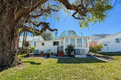 House in Bradenton, Florida 2 bedrooms, 93.37 sq.m. № 1526820 - photo 11