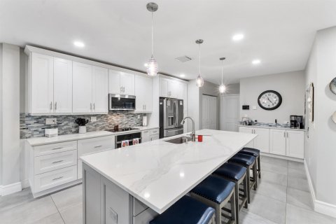 Touwnhouse à vendre à Dania Beach, Floride: 3 chambres, 181.81 m2 № 2087624 - photo 8