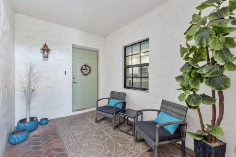 Touwnhouse à vendre à Dania Beach, Floride: 3 chambres, 181.81 m2 № 2087624 - photo 4