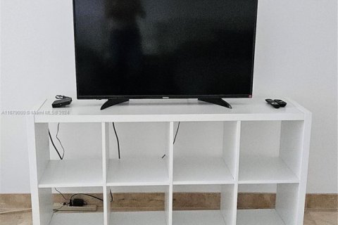 Copropriété à louer à Miami Beach, Floride: 1 chambre, 86.4 m2 № 2015138 - photo 14