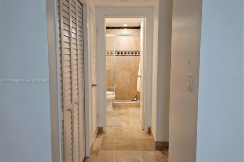 Copropriété à louer à Miami Beach, Floride: 1 chambre, 86.4 m2 № 2015138 - photo 12
