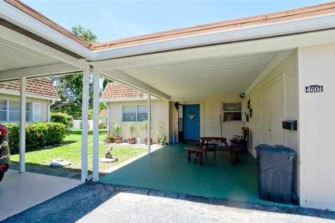 Casa en venta en Bradenton, Florida, 2 dormitorios, 100.33 m2 № 1829360 - foto 1
