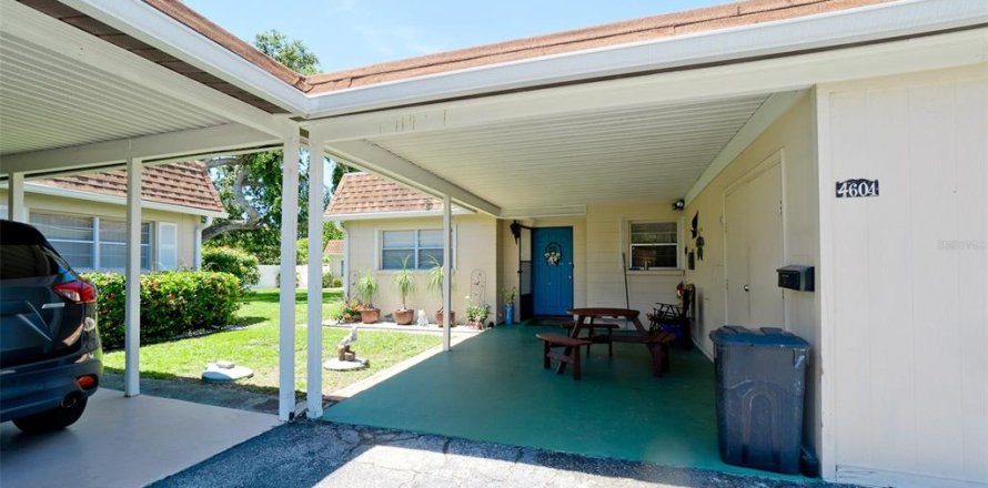 Casa en Bradenton, Florida 2 dormitorios, 100.33 m2 № 1829360
