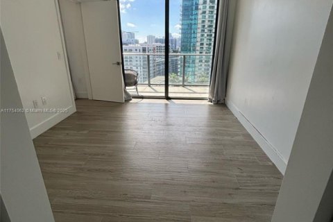 Купить кондоминиум в Майами, Флорида 1 спальня, 62.52м2, № 1860089 - фото 8