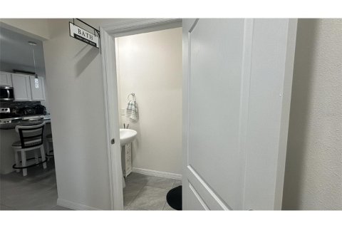 Casa en venta en Zellwood, Florida, 5 dormitorios, 263.94 m2 № 2369328 - foto 22