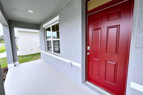 House in Saint Cloud, Florida 5 bedrooms, 241.64 sq.m. № 1780882 - photo 2