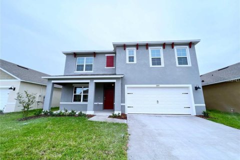 House in Saint Cloud, Florida 5 bedrooms, 241.64 sq.m. № 1780882 - photo 1