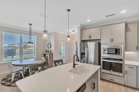 Townhouse in Parrish, Florida 3 bedrooms, 133.13 sq.m. № 1375240 - photo 4