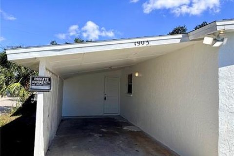 Villa ou maison à louer à Sarasota, Floride: 2 chambres, 60.39 m2 № 2378291 - photo 2