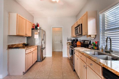 Casa en venta en Oviedo, Florida, 3 dormitorios, 162.76 m2 № 1778855 - foto 9