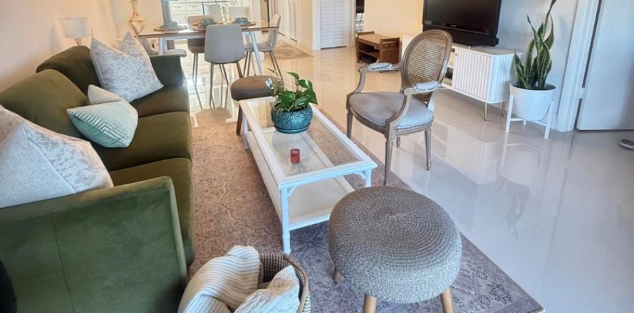 Condominio en Lake Worth, Florida, 2 dormitorios  № 2250141