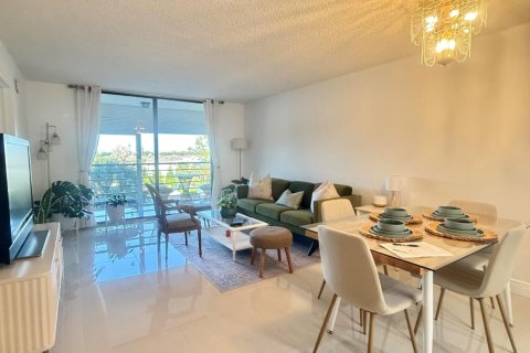 Condominio en alquiler en Lake Worth, Florida, 2 dormitorios, 94.76 m2 № 2250141 - foto 8