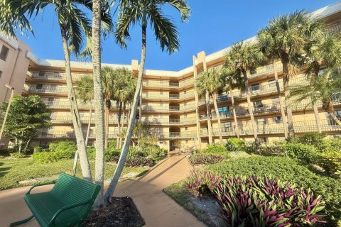Condominio en alquiler en Lake Worth, Florida, 2 dormitorios, 94.76 m2 № 2250141 - foto 29
