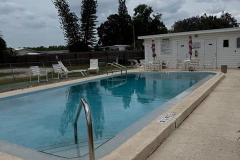 Apartamento en alquiler en Largo, Florida, 2 dormitorios, 107.02 m2 № 1796905 - foto 19