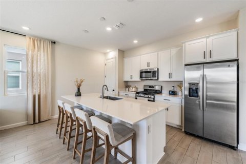 Villa ou maison à vendre à Apollo Beach, Floride: 4 chambres, 209.03 m2 № 2125167 - photo 7