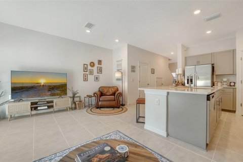 Adosado en alquiler en Sarasota, Florida, 3 dormitorios, 131.64 m2 № 1658463 - foto 14