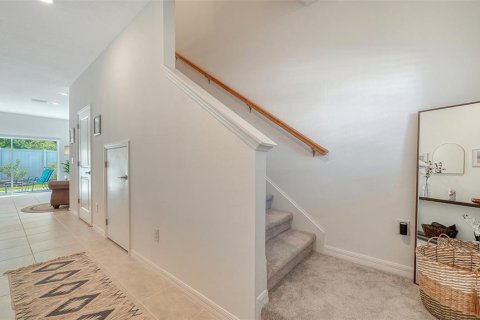 Adosado en alquiler en Sarasota, Florida, 3 dormitorios, 131.64 m2 № 1658463 - foto 5