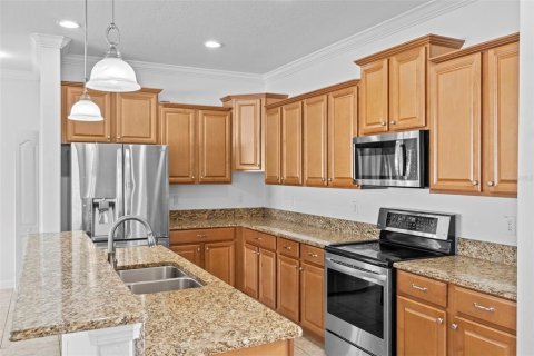 House in Land O' Lakes, Florida 5 bedrooms, 291.81 sq.m. № 1902693 - photo 22