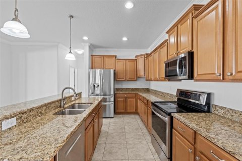 House in Land O' Lakes, Florida 5 bedrooms, 291.81 sq.m. № 1902693 - photo 21
