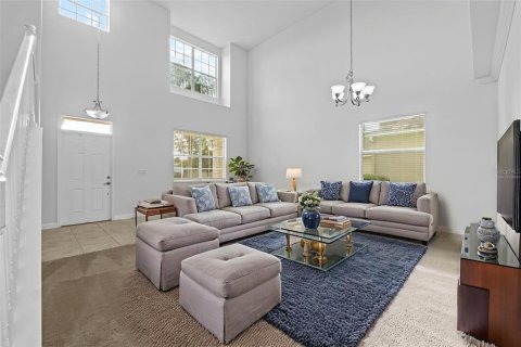 House in Land O' Lakes, Florida 5 bedrooms, 291.81 sq.m. № 1902693 - photo 10