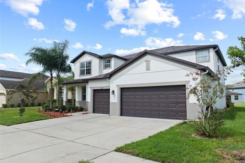House in Land O' Lakes, Florida 5 bedrooms, 291.81 sq.m. № 1902693 - photo 4