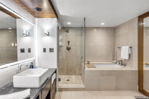 Купить кондоминиум в Майами-Бич, Флорида 1 спальня, 61.5м2, № 1955639 - фото 14