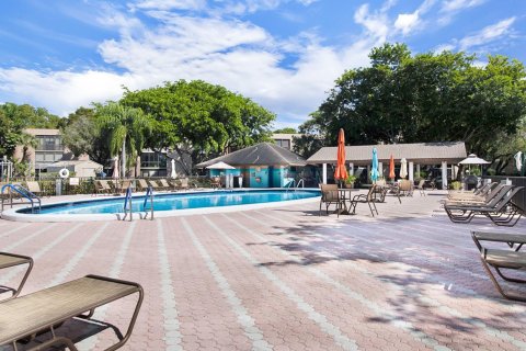 Copropriété à vendre à Fort Lauderdale, Floride: 2 chambres, 76.83 m2 № 2084555 - photo 24