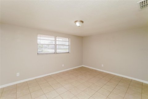House in Port Richey, Florida 2 bedrooms, 78.04 sq.m. № 1831352 - photo 11