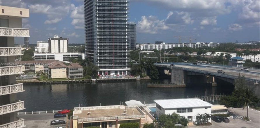 Condo à Hallandale Beach, Floride, 1 chambre № 1859159