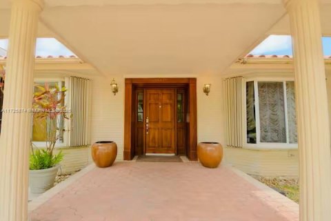 Casa en alquiler en Fort Lauderdale, Florida, 5 dormitorios, 361.48 m2 № 2060022 - foto 3