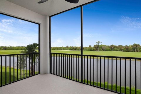 Copropriété à vendre à Punta Gorda, Floride: 2 chambres, 107.21 m2 № 2259101 - photo 29