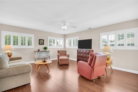 Villa ou maison à vendre à Palm Harbor, Floride: 2 chambres, 135.64 m2 № 2395652 - photo 15
