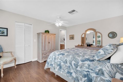 Villa ou maison à vendre à Palm Harbor, Floride: 2 chambres, 135.64 m2 № 2395652 - photo 27