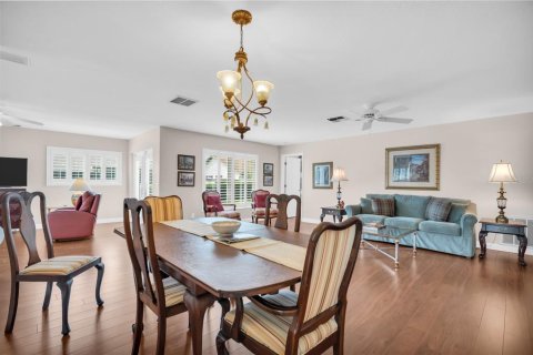 Villa ou maison à vendre à Palm Harbor, Floride: 2 chambres, 135.64 m2 № 2395652 - photo 14