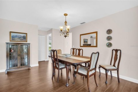 Villa ou maison à vendre à Palm Harbor, Floride: 2 chambres, 135.64 m2 № 2395652 - photo 11