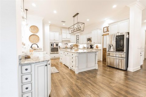 Casa en venta en Wildwood, Florida, 4 dormitorios, 431.72 m2 № 2329739 - foto 19