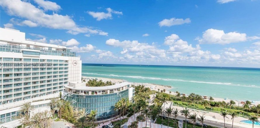 Studio à Condo à Miami Beach, Floride № 1950337